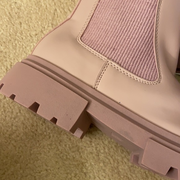 Zara ankle boots. 8 - Picture 4 of 13